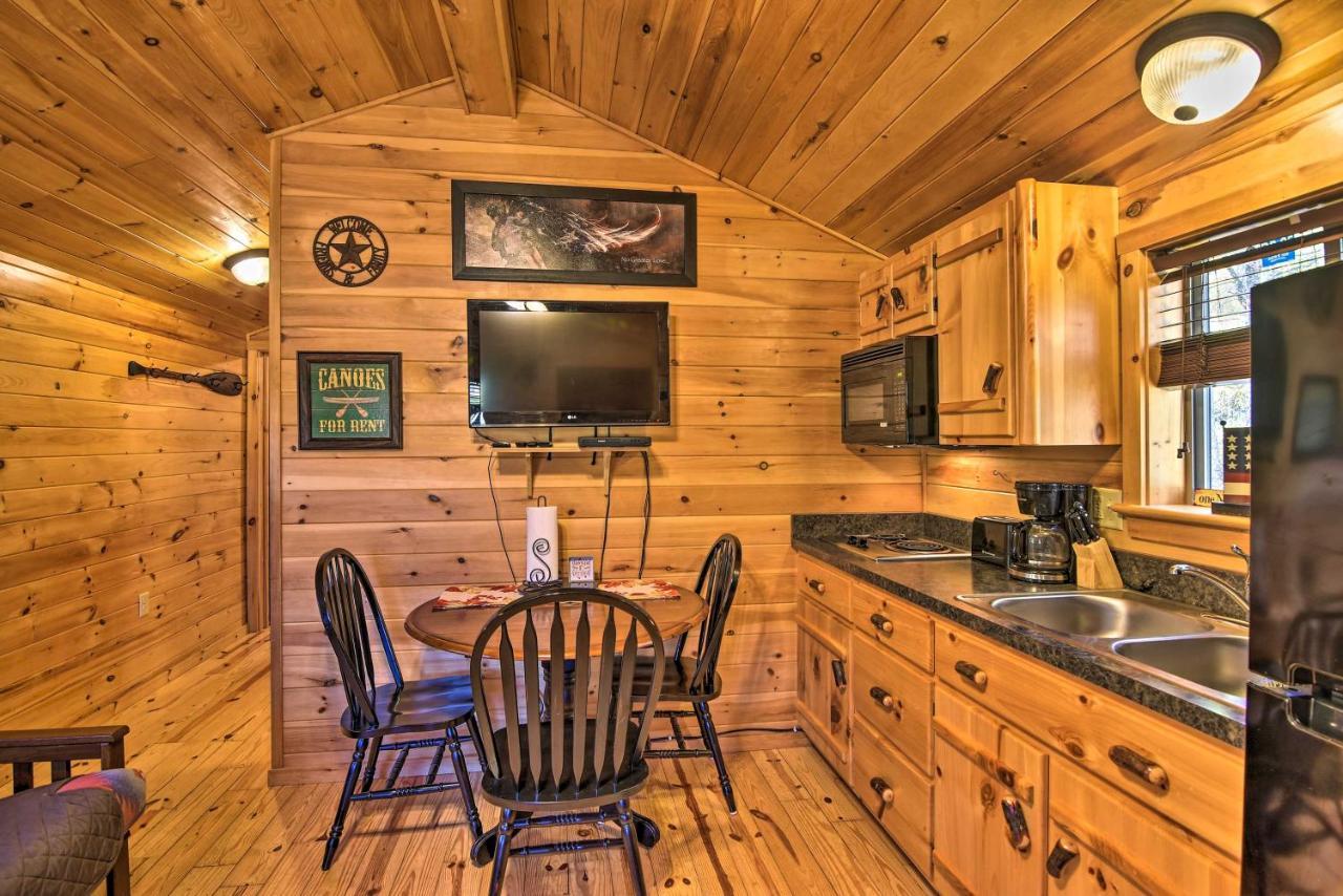 Rural Cabin Hideaway With Fire Pit And Mtn Views! Parsons Exterior foto