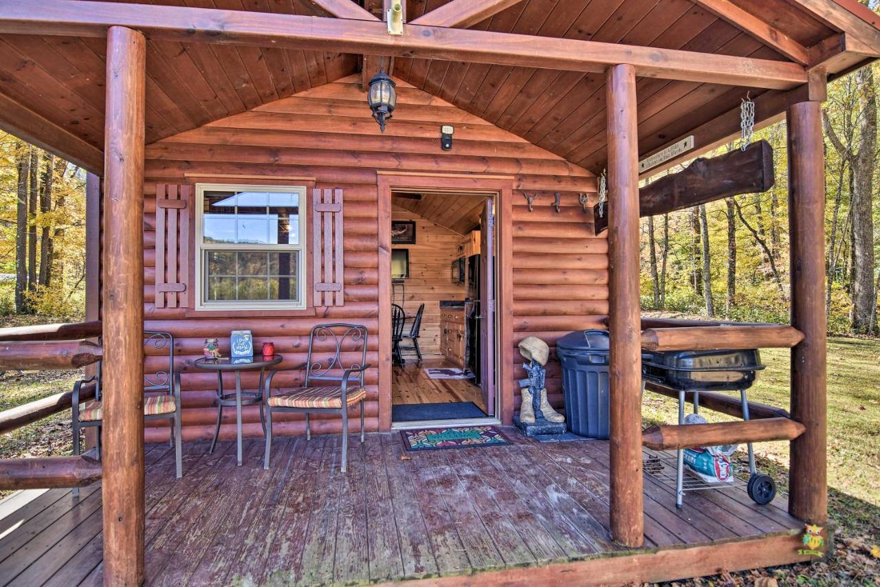 Rural Cabin Hideaway With Fire Pit And Mtn Views! Parsons Exterior foto