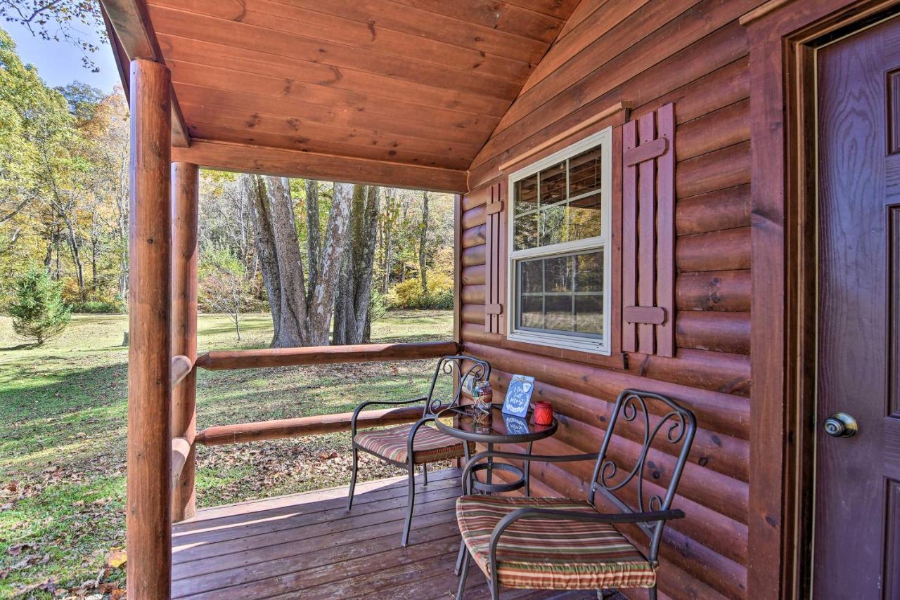 Rural Cabin Hideaway With Fire Pit And Mtn Views! Parsons Exterior foto